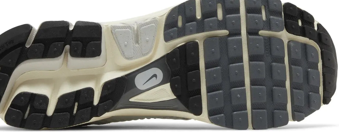 Platinum Vomero 5 Nike Zoom Tint 0822